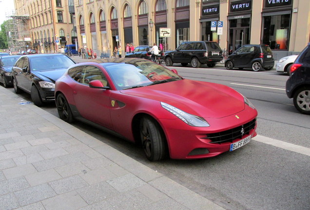 Ferrari FF