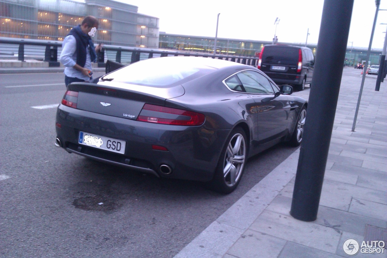 Aston Martin V8 Vantage