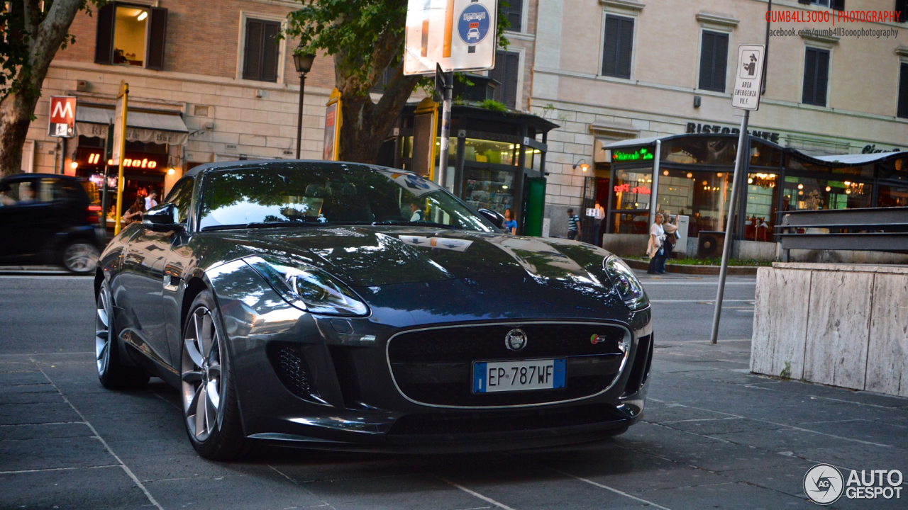 Jaguar F-TYPE S Convertible