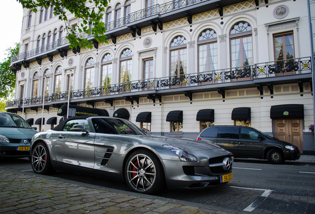 Mercedes-Benz SLS AMG Roadster