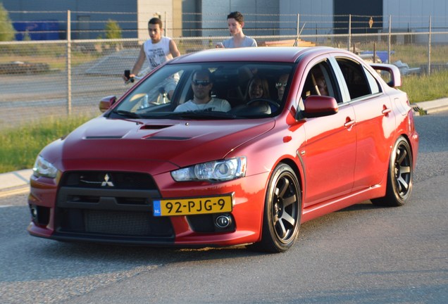 Mitsubishi Lancer Evolution X