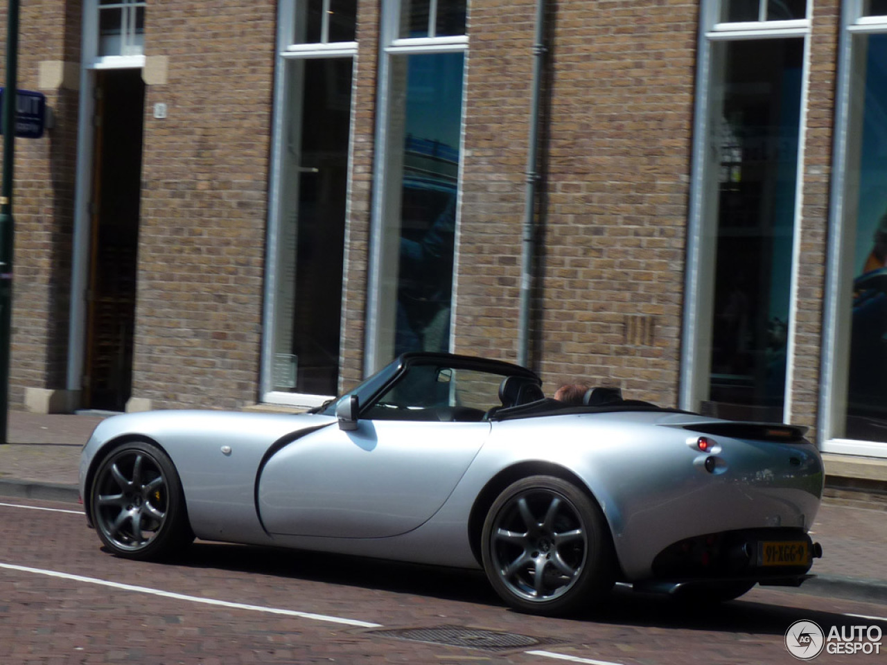 TVR Tamora