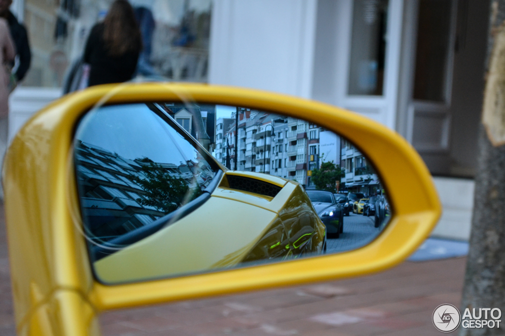 Aston Martin V8 Vantage Roadster