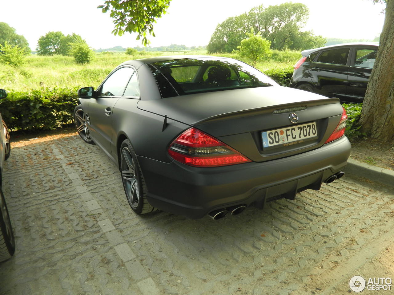 Mercedes-Benz SL 63 AMG