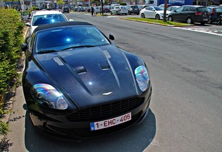 Aston Martin DBS Volante