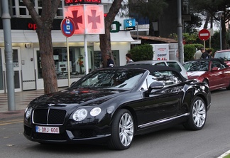 Bentley Continental GTC V8