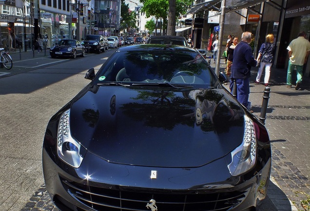 Ferrari FF