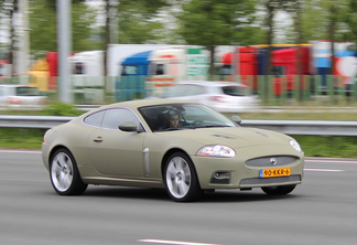 Jaguar XKR 2006