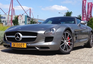 Mercedes-Benz SLS AMG Roadster