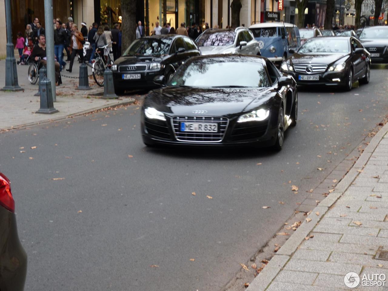 Audi R8 V10