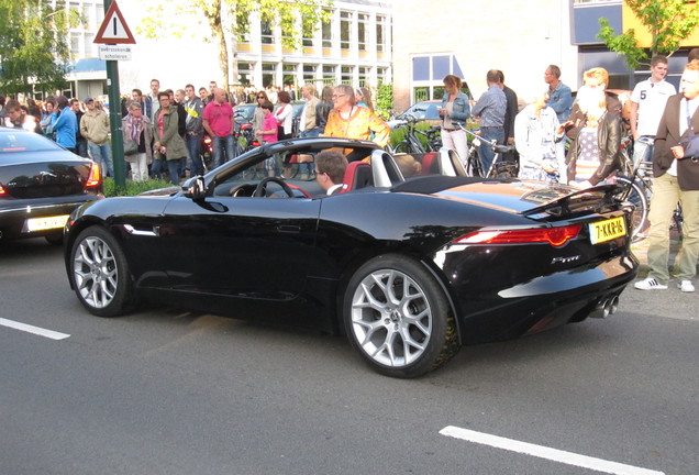 Jaguar F-TYPE S Convertible