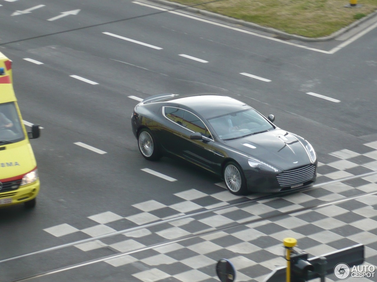 Aston Martin Rapide S