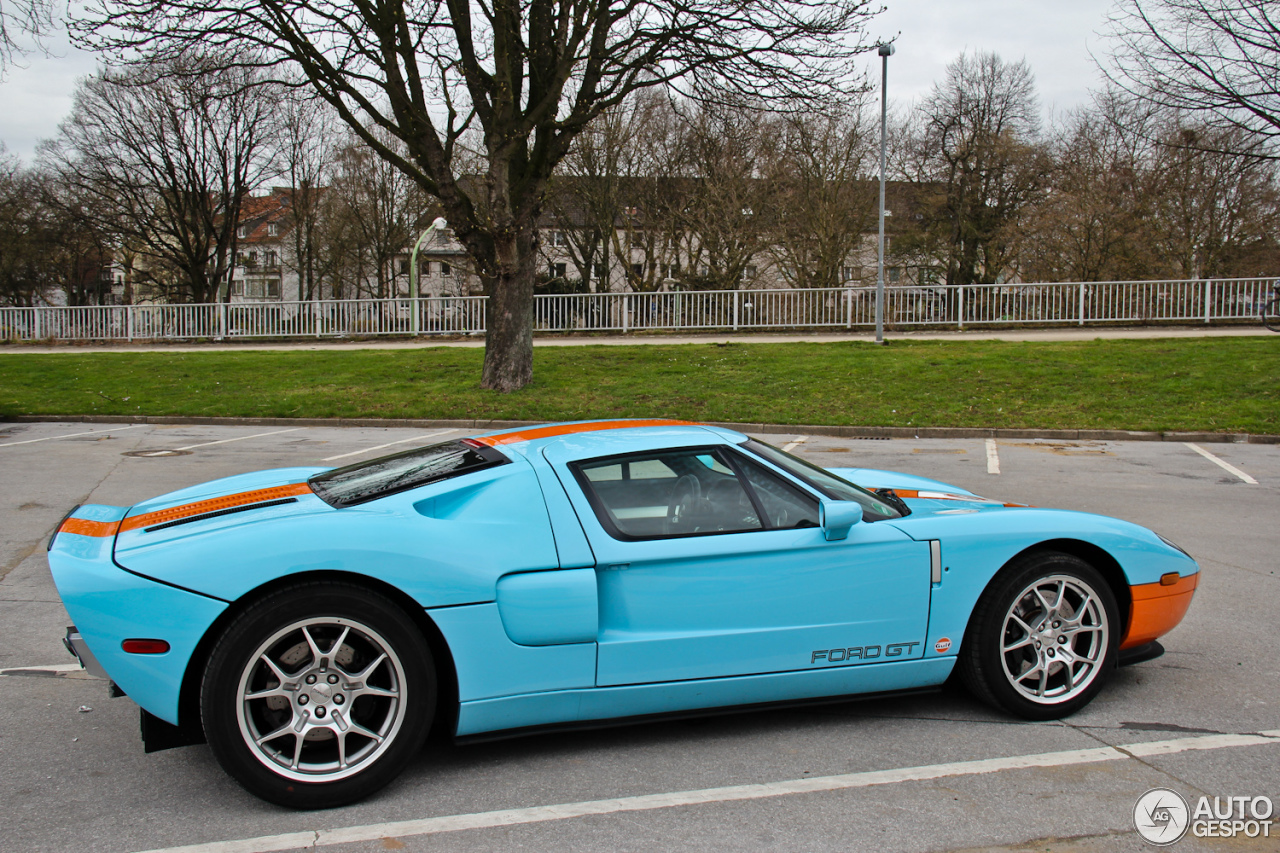 Ford GT Heritage Edition