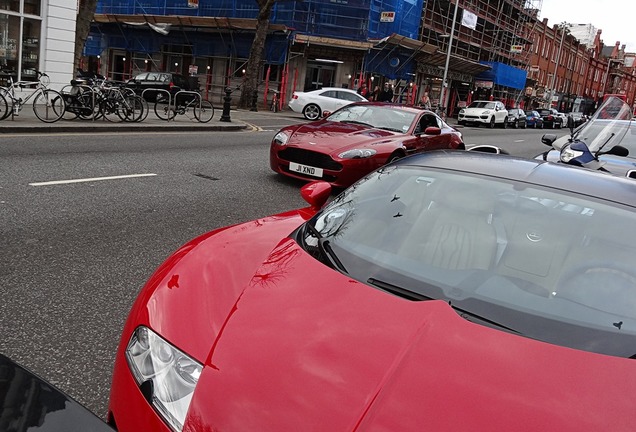 Aston Martin V8 Vantage