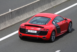 Audi R8 V10