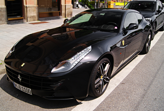 Ferrari FF