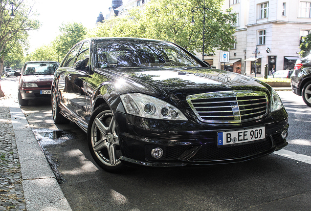 Mercedes-Benz S 63 AMG W221