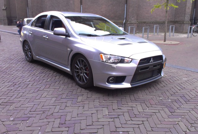 Mitsubishi Lancer Evolution X