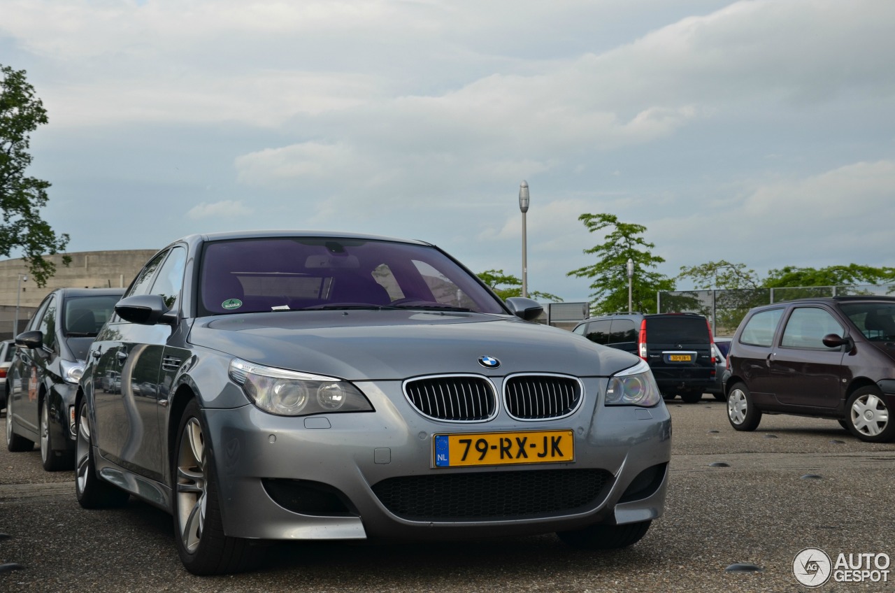 BMW M5 E60 2005