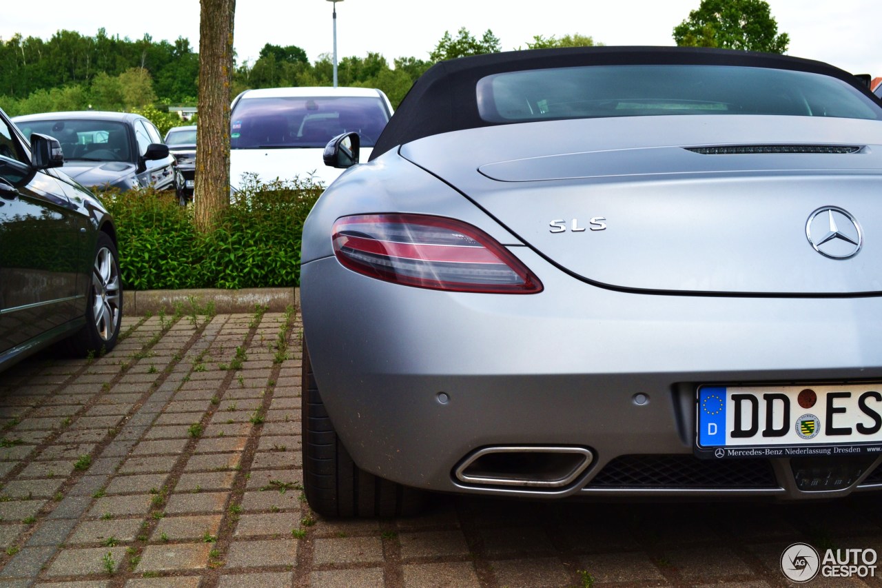 Mercedes-Benz SLS AMG Roadster