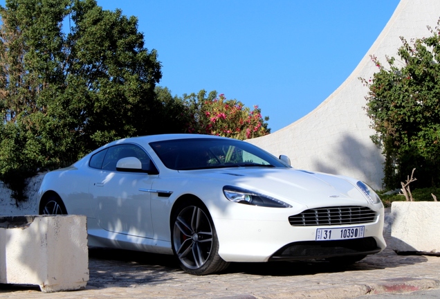 Aston Martin Virage 2011