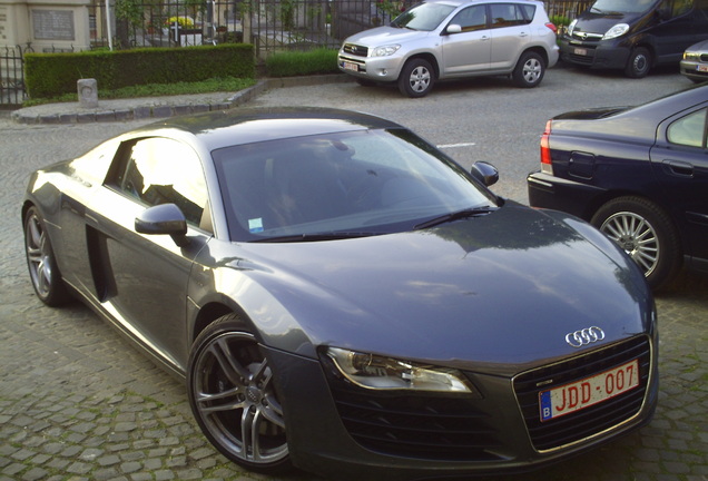 Audi R8