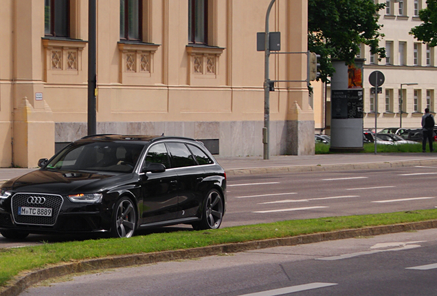 Audi RS4 Avant B8