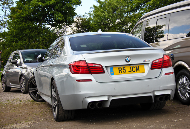 BMW M5 F10 2011