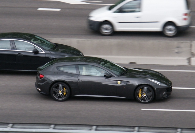 Ferrari FF