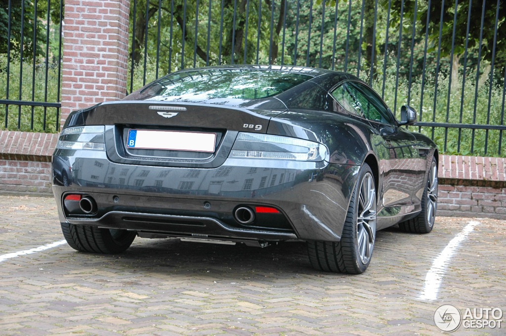 Aston Martin DB9 2013