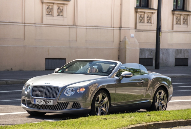 Bentley Continental GTC 2012