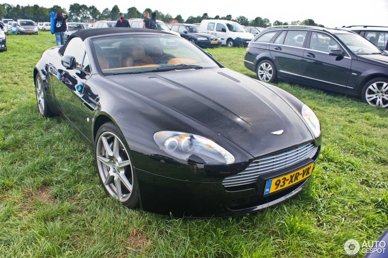 Aston Martin V8 Vantage Roadster