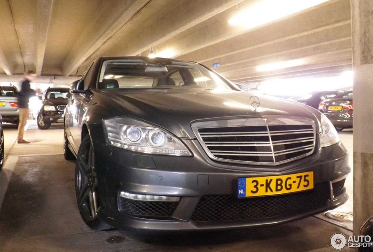 Mercedes-Benz S 65 AMG V221 2010