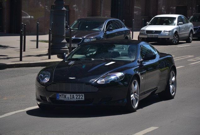 Aston Martin DB9