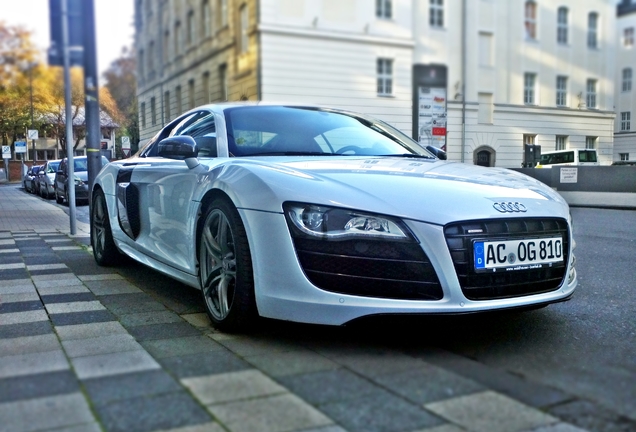 Audi R8 V10