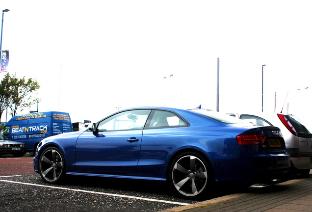 Audi RS5 B8 2012