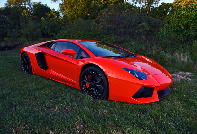 Lamborghini Aventador LP700-4