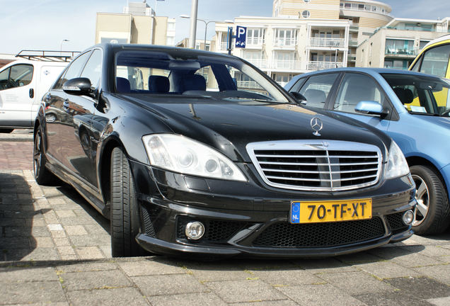 Mercedes-Benz S 65 AMG V221