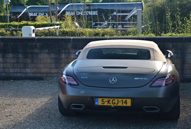 Mercedes-Benz SLS AMG Roadster