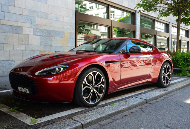 Aston Martin V12 Zagato