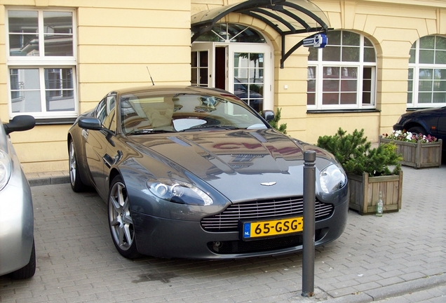 Aston Martin V8 Vantage