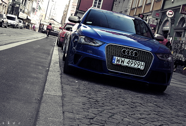 Audi RS4 Avant B8