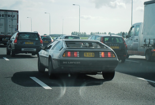 DeLorean DMC-12