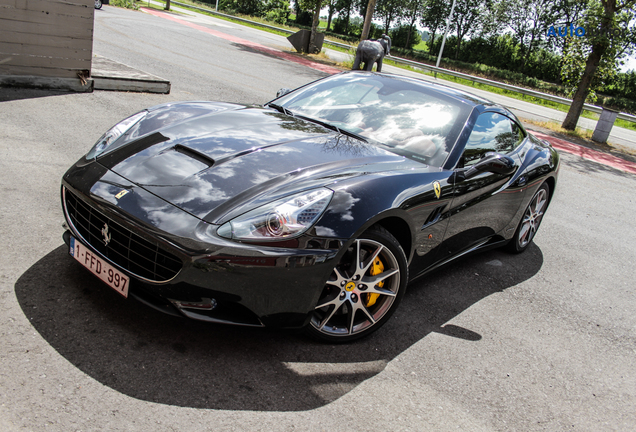 Ferrari California