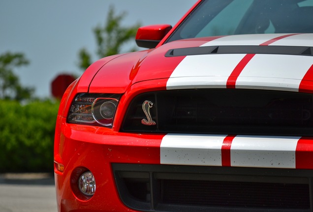 Ford Mustang Shelby GT500 2013