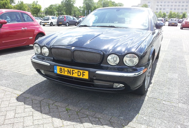 Jaguar XJR