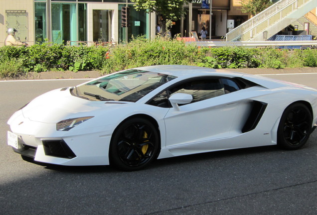 Lamborghini Aventador LP700-4