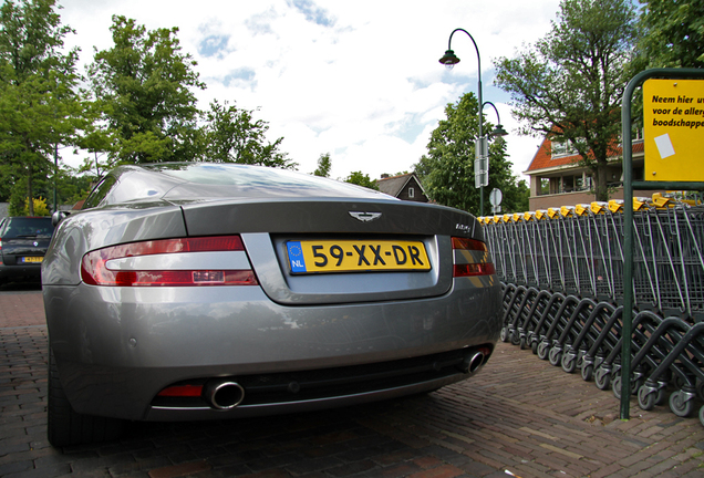 Aston Martin DB9