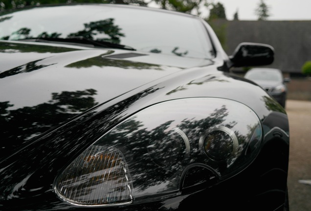 Aston Martin DB9 Volante