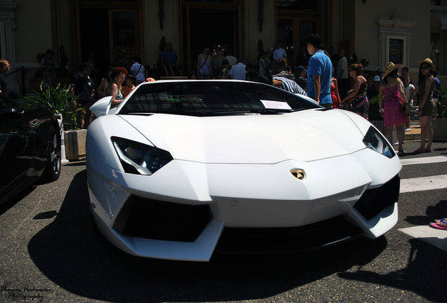 Lamborghini Aventador LP700-4